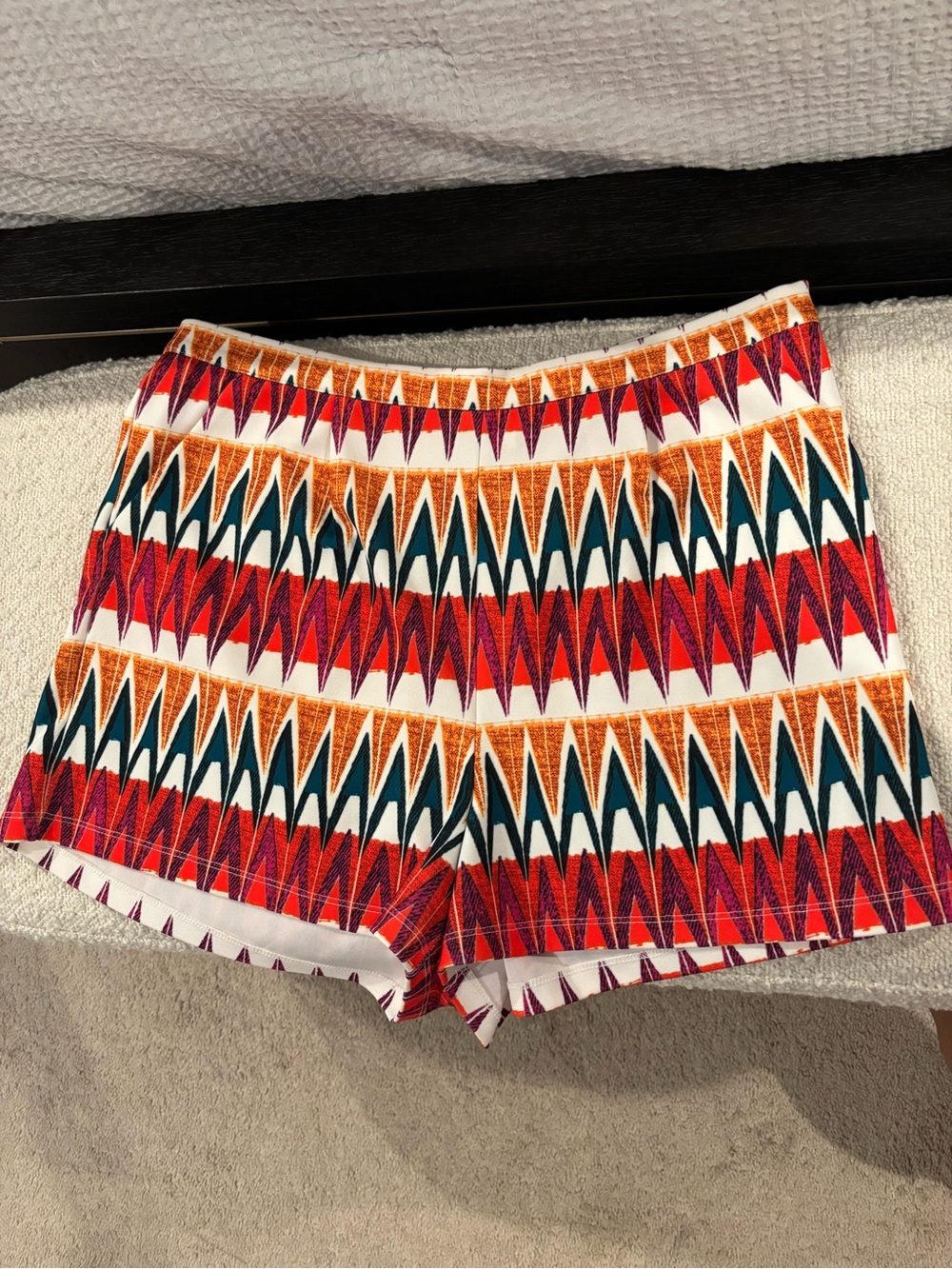 Gianni Bini Bold Geometric Dress Shorts